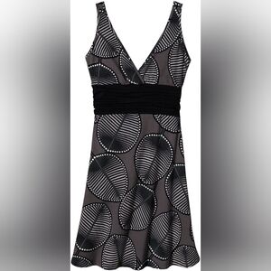 Patagonia Margot Leaf Print Organic Cotton Dress - Size XS